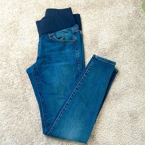 Gap True Skinny Maternity Jeans